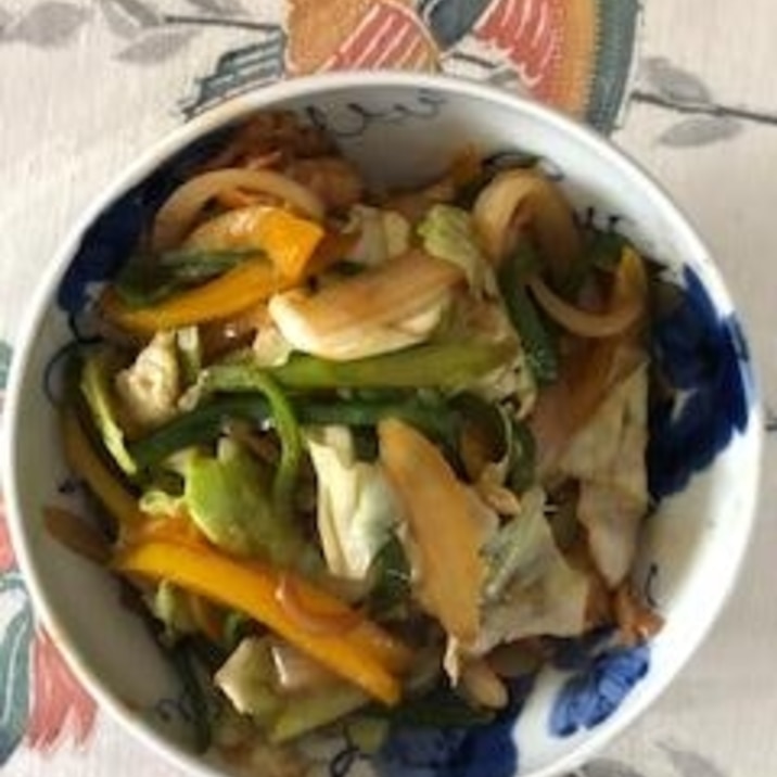 ベビー帆立、玉葱、ピーマン、パプリカ